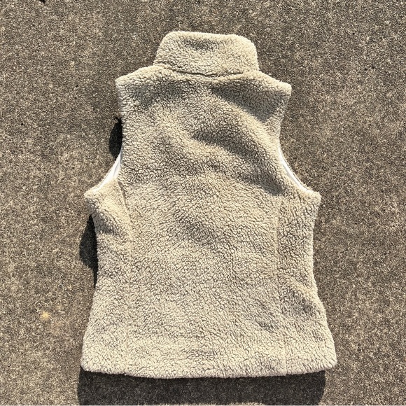 Women’s Cream Patagonia Los Gatos Fleece Vest Size medium Used Great Condition - Picture 4 of 4
